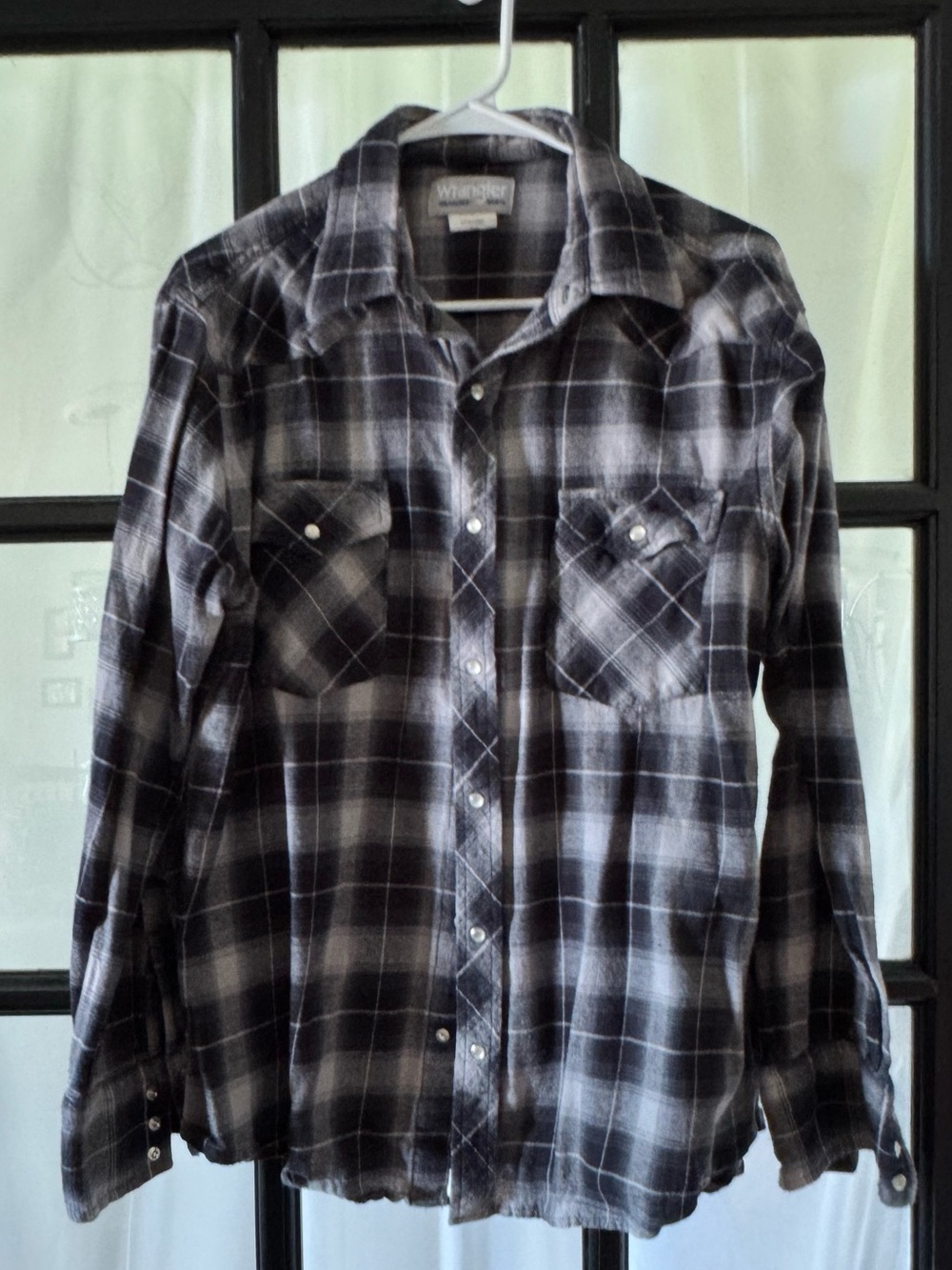 Wrangler Black and Gray Plaid Long-Sleeve Button-Up Shirt